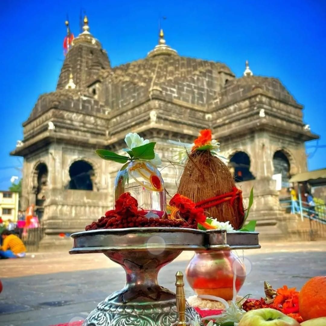 Trimbakeshwar Jyotirlinga temple puja setup kalash coconut Shiv puja Nashik Maharashtra India